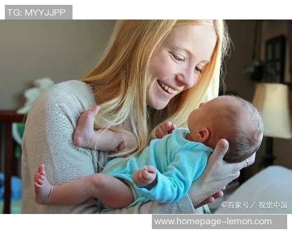 何思雨的成长之路：从青涩少女到职场精英的蜕变与追寻